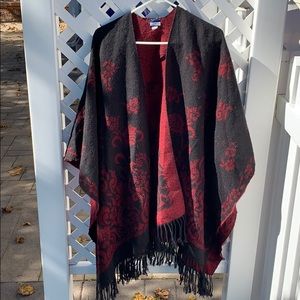 Croft&Barrow red/black design shawl OS